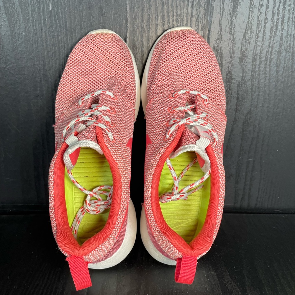 Nike ROSHE Women’s size 6 - Picture 12 of 12